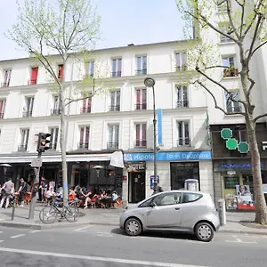 Szálloda Hipotel Gambetta Republique, Párizs
